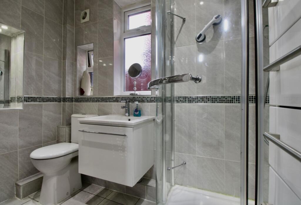 Shower Room 1