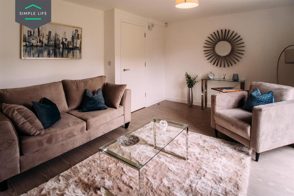 Kellington_Lounge_(2).jpg