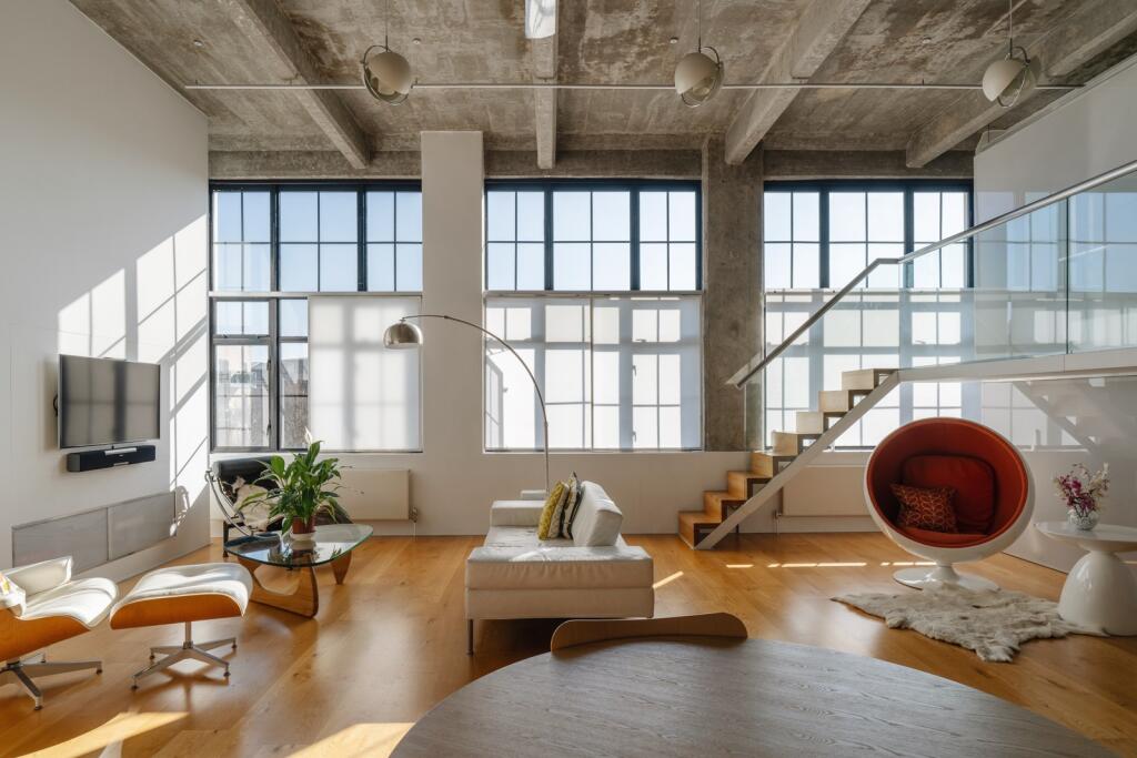 267419 - a0O0X00000QXLiuUAH_N6.JPG