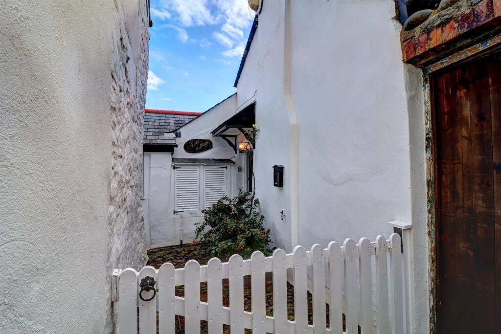 Property Front .2.jpg