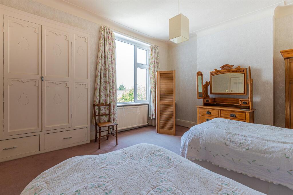 Highfield Road 5-18.jpg