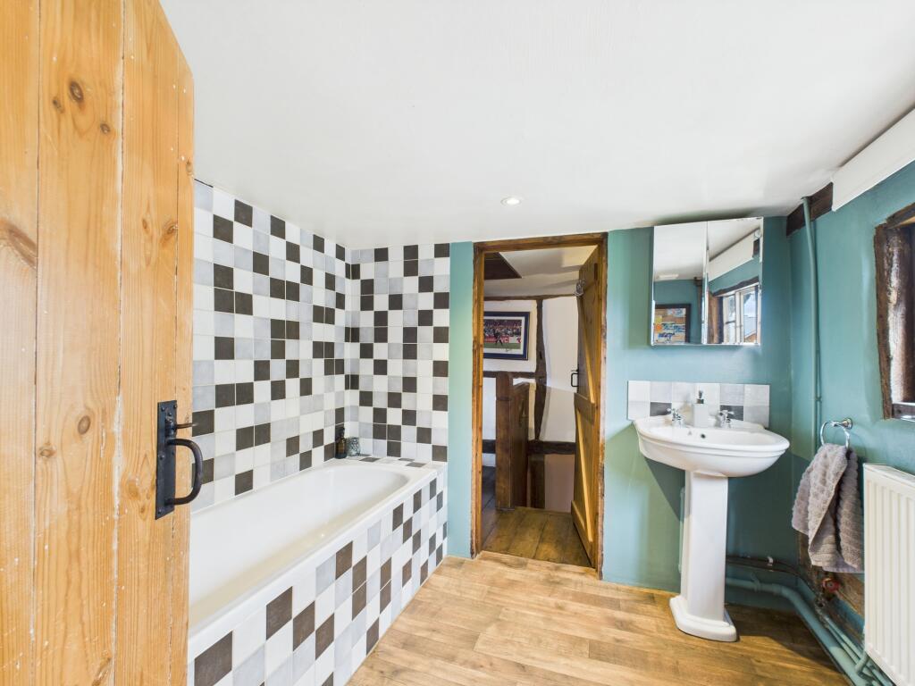 Master Bedroom Ensuite