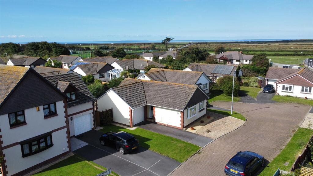 dji_fly_20250923_130908_824_1758629471005_photo_op