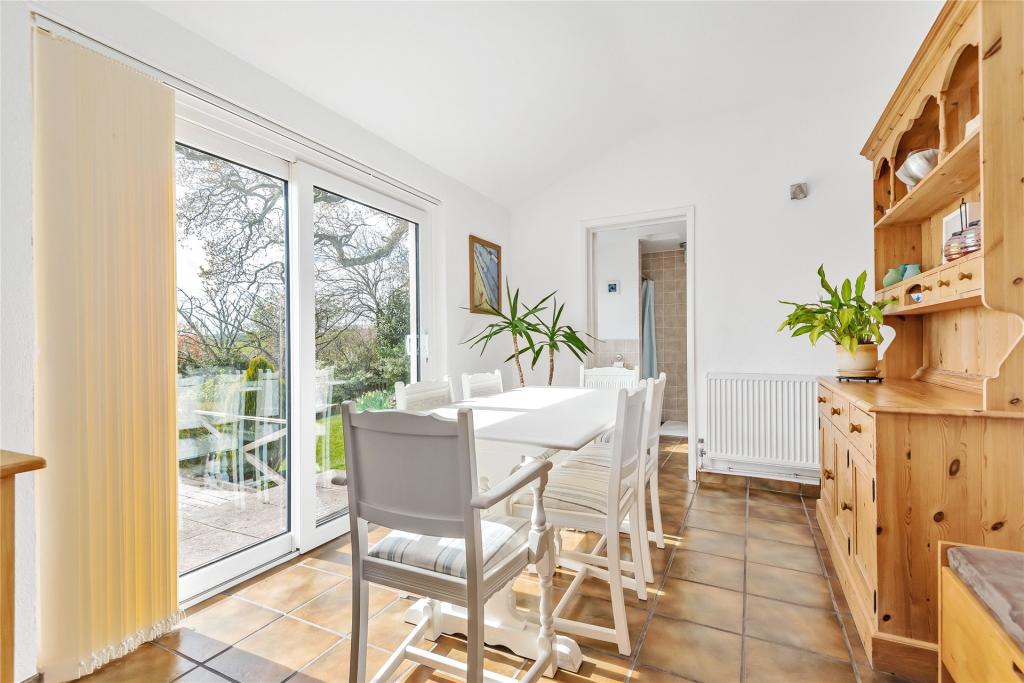 Breakfast Room