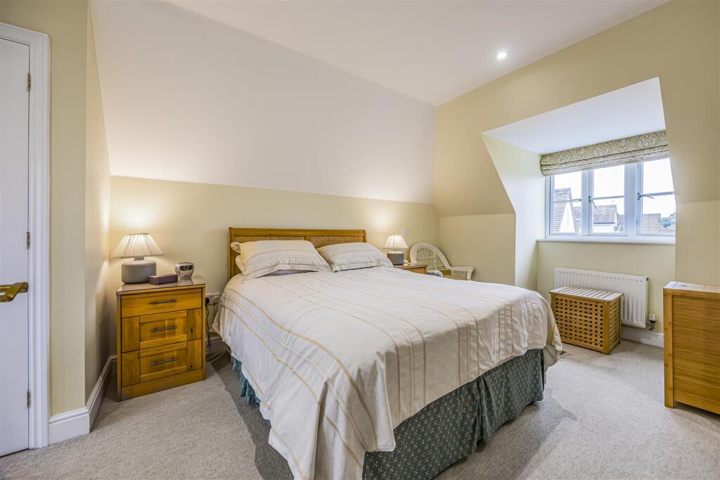 2 Clarendon Close, Denmead-PorticoMarketing-O'Hara