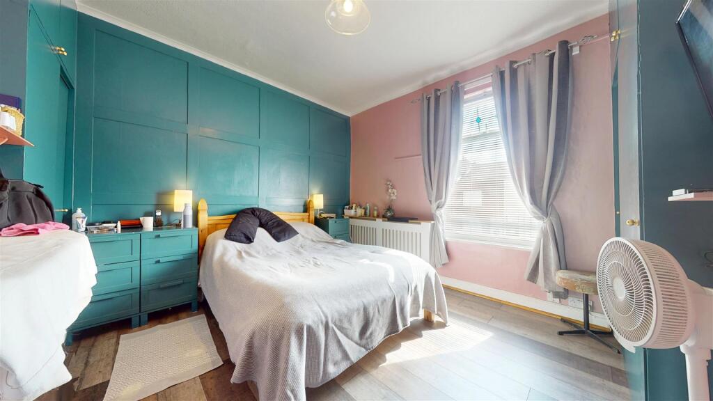 Juddfield Street Bedroom