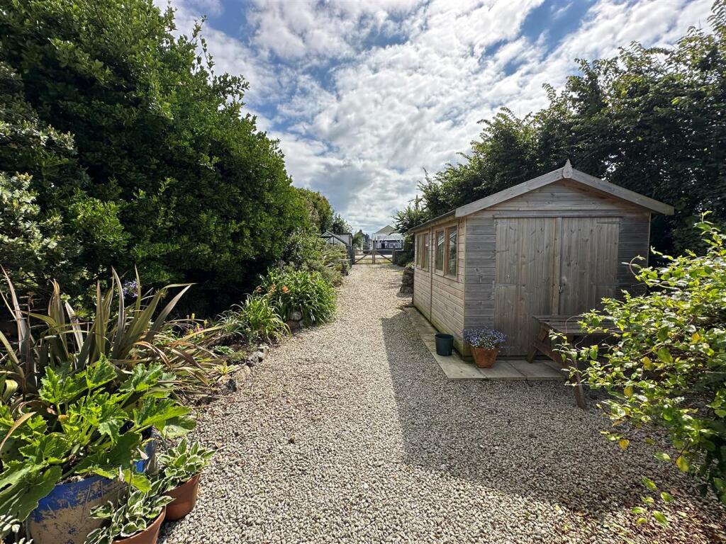 Shed and Parking.jpg