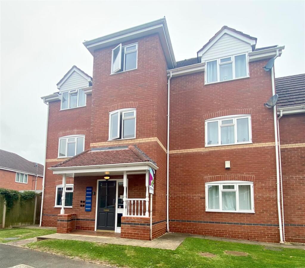 Front of property.jpg