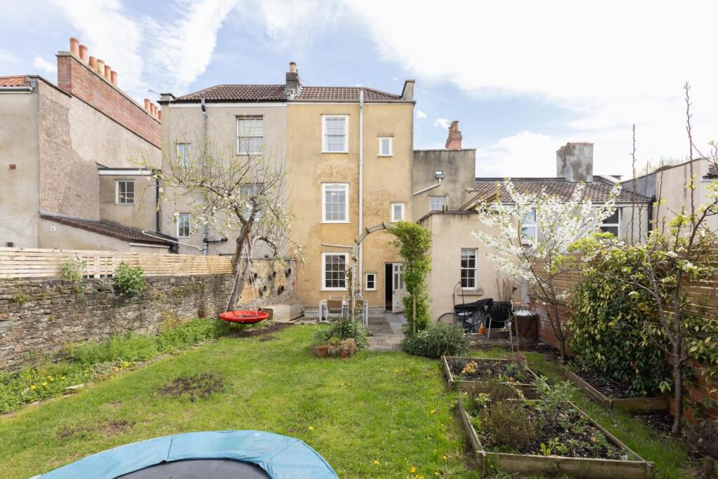 332 Stapleton Road-18.jpg