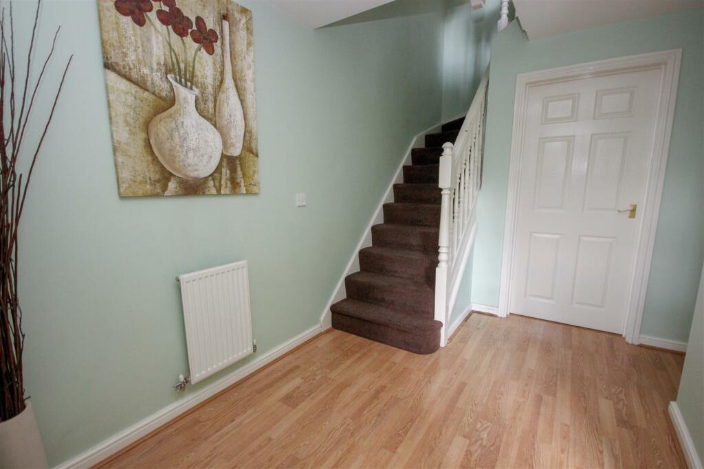 Entrance Hall 1.jpg