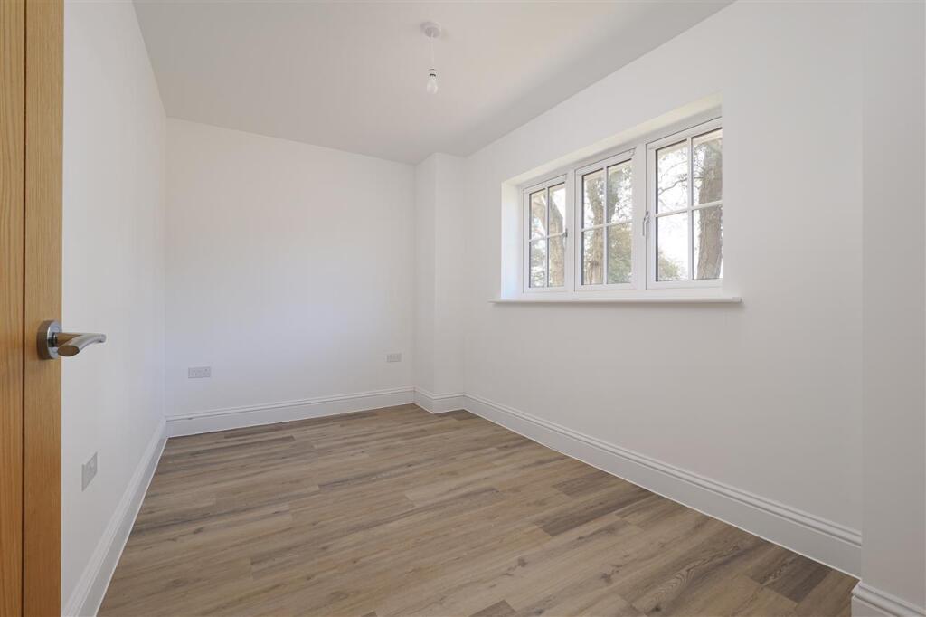 Study/Bedroom 4
