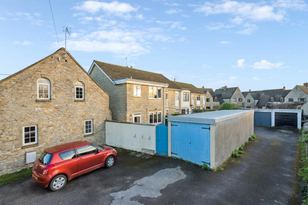 Garage &amp; Parking