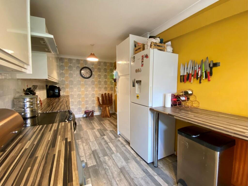 Kitchen/ Breakfast R