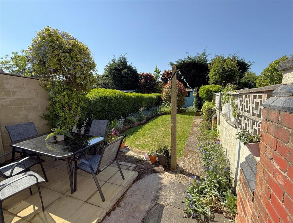 Garden B.JPG