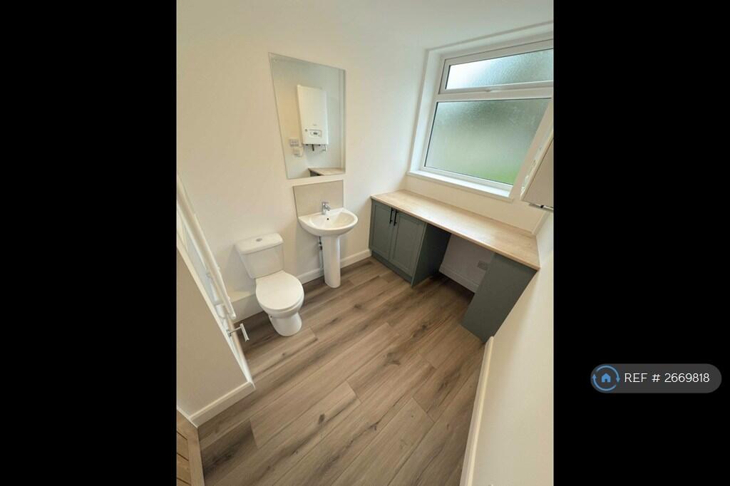 Downstairs Wc/Utility Room