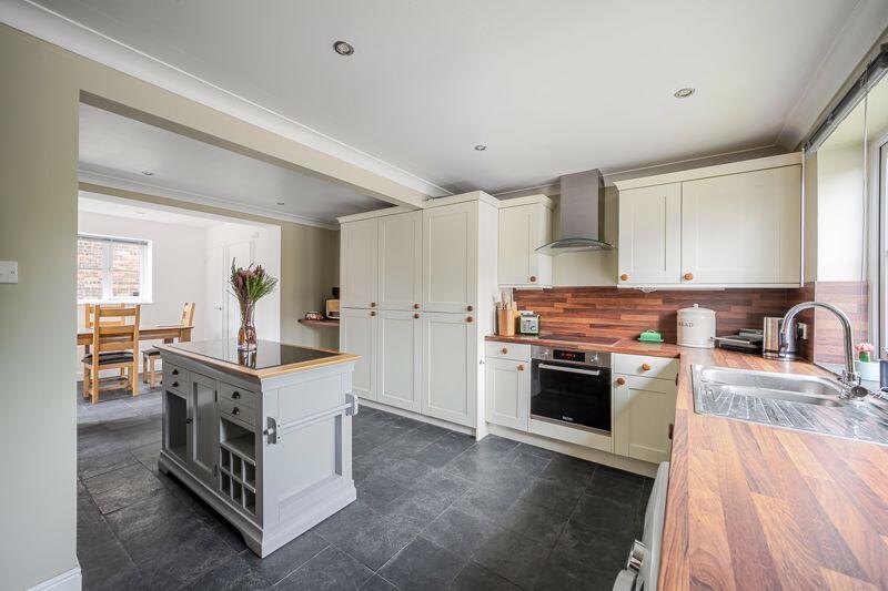 Open plan dining kitchen