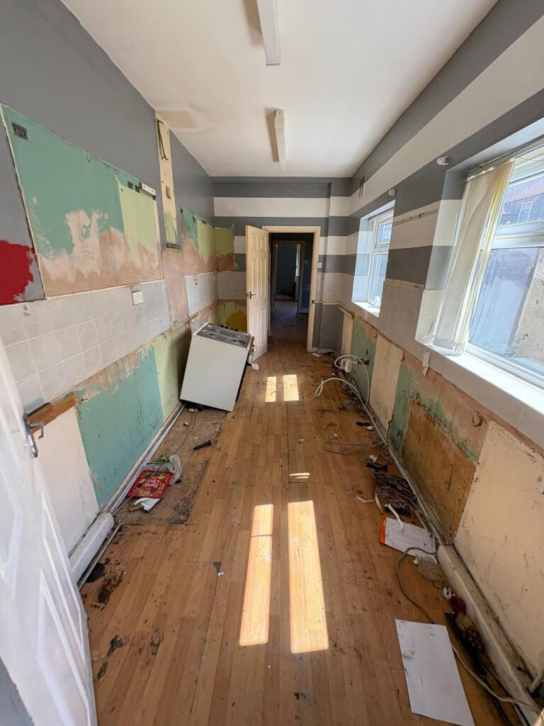 Kitchen T202507301513.jpg