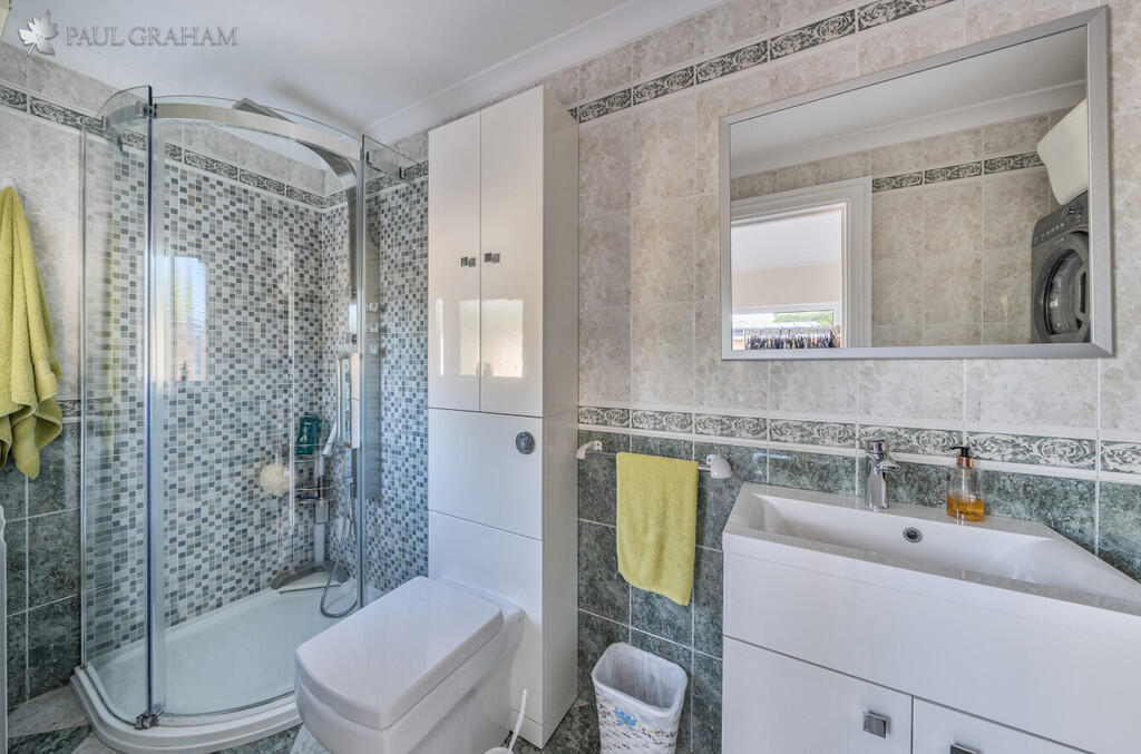 5bdf56b8-c20a-4e8...