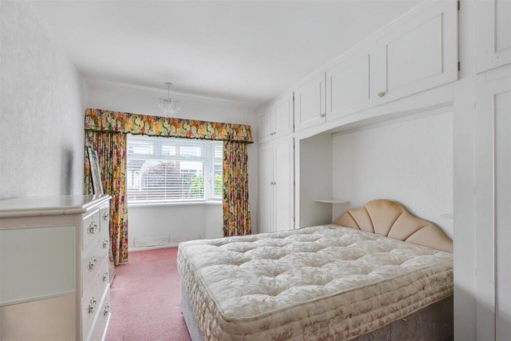 Bedroom 1.jpeg