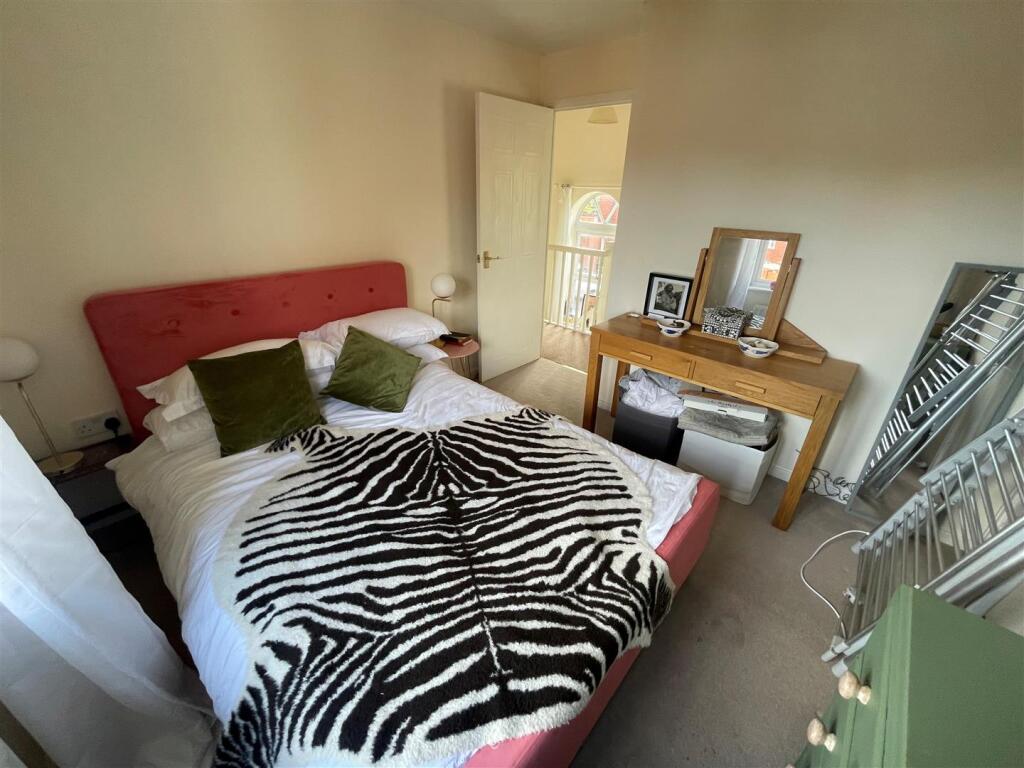 Bedroom 2 2.jpg