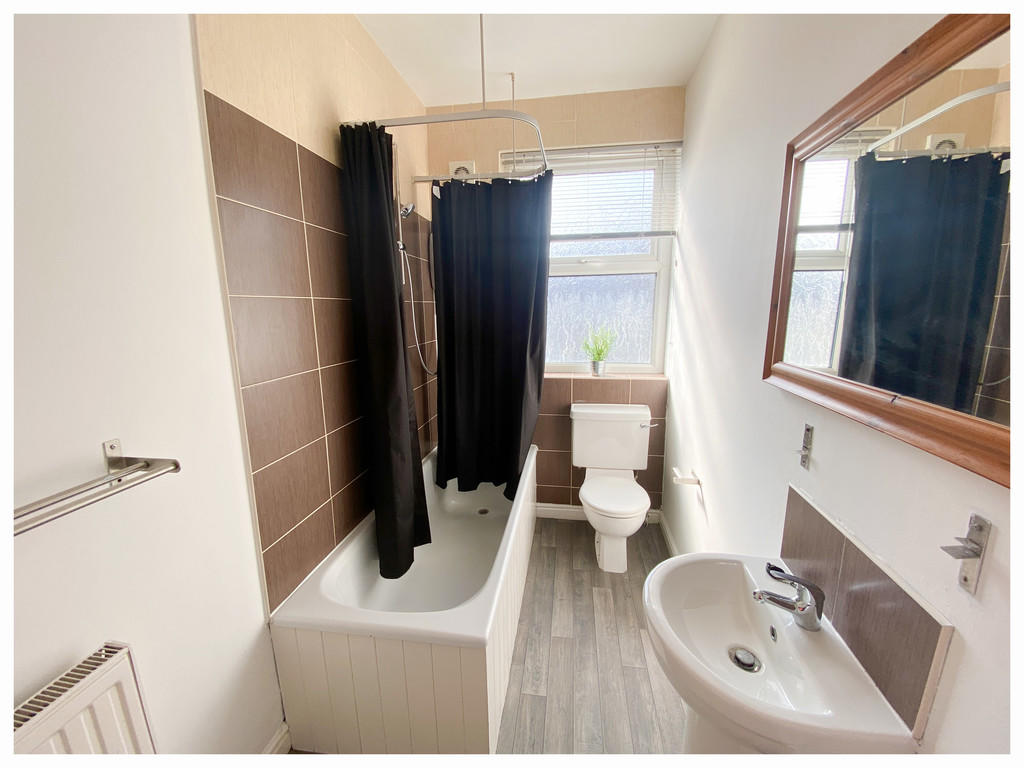 Main Bathroom