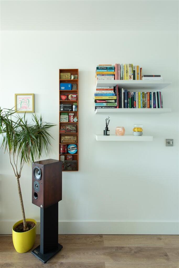 Kingsland High Street-17.jpg