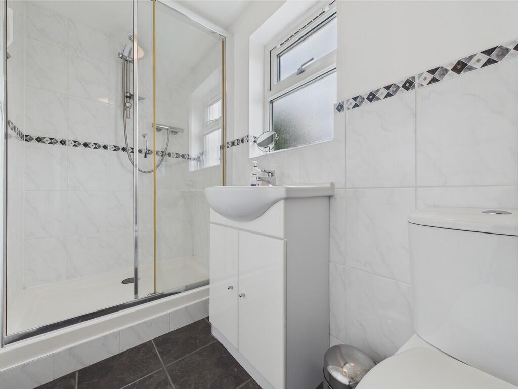 CAM04273G0-PR0129...