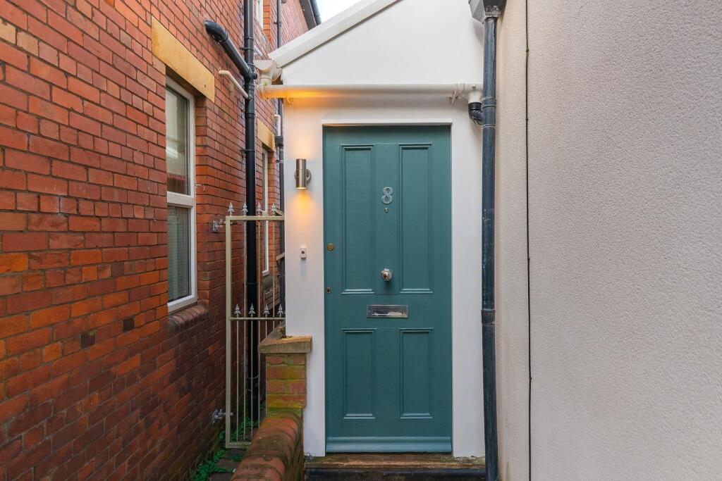 0C8RKE - External D.jpg