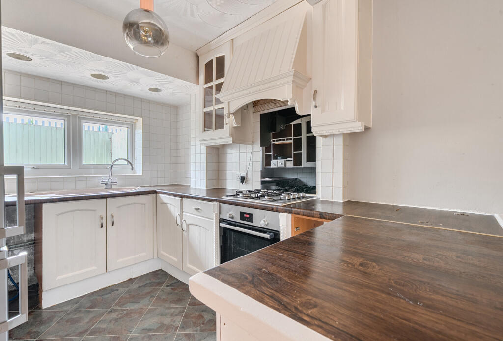 13-68221235c4f06-...