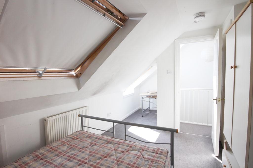 bed 5 - 2nd floor