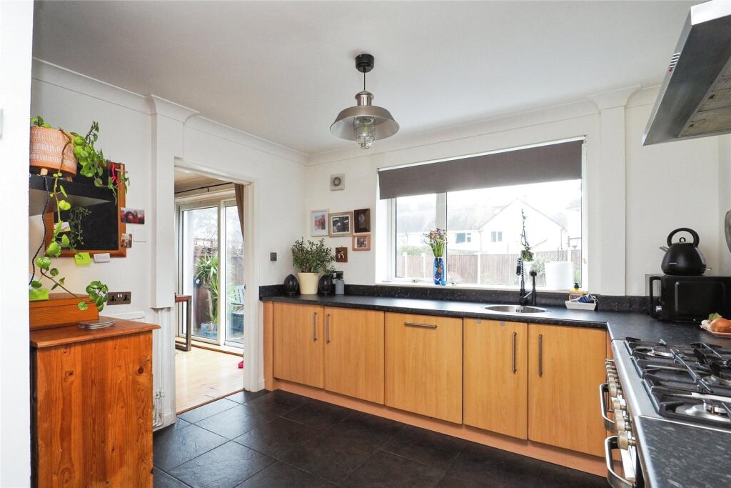Fitted Kitchen
