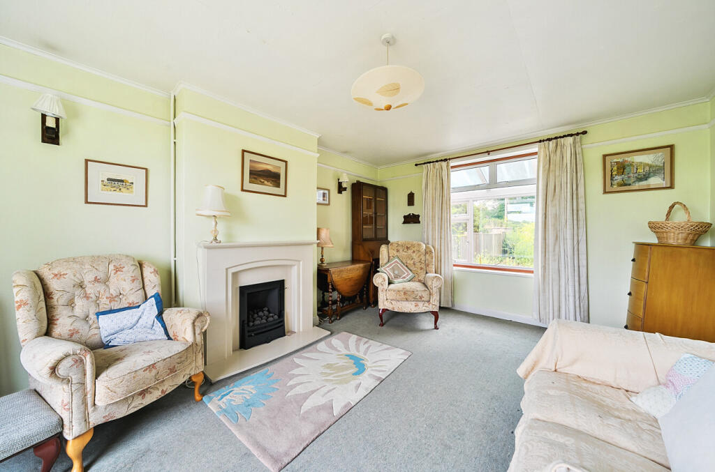 1302979-23-684043...