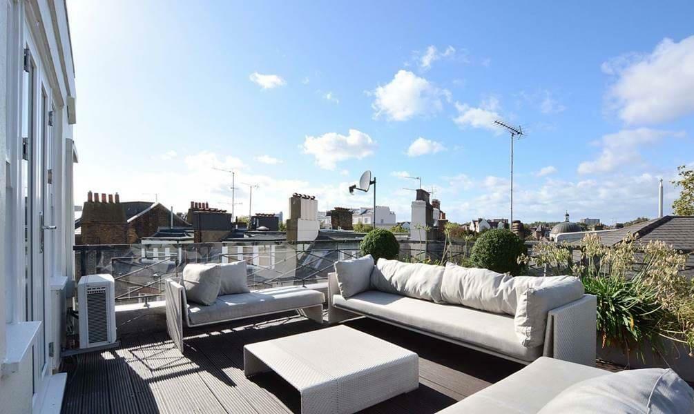 europahouseterrace2.jpg
