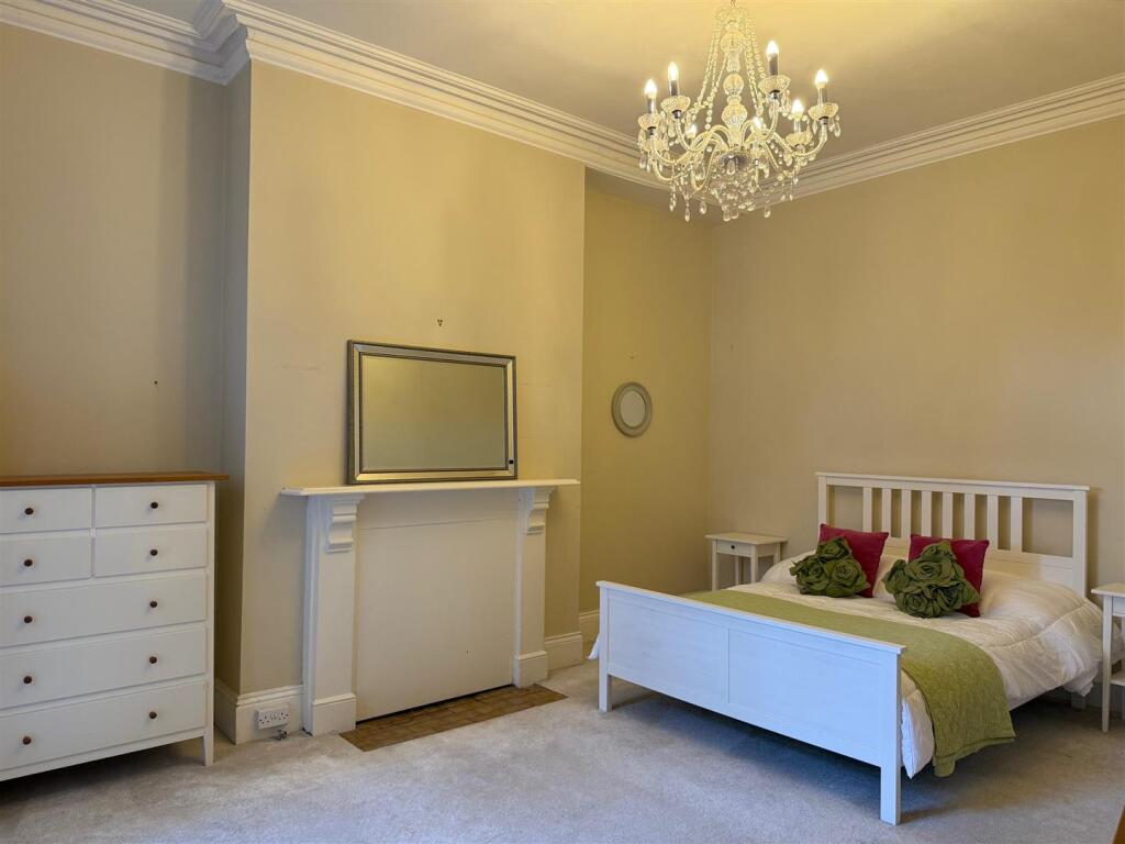Bedroom One 2.jpg