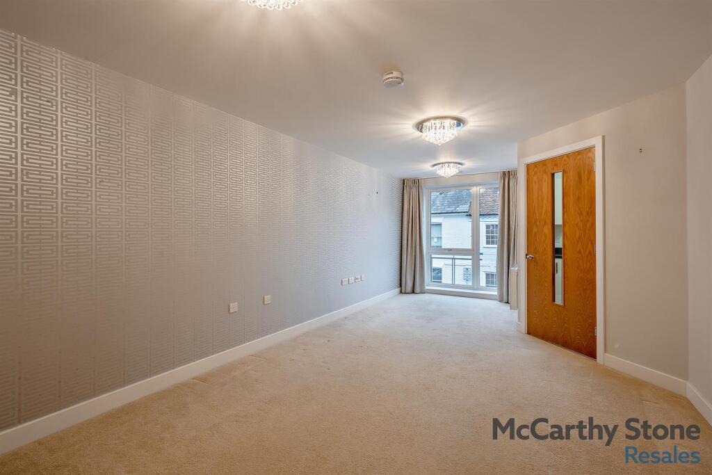 8636511-interior01-800.jpg