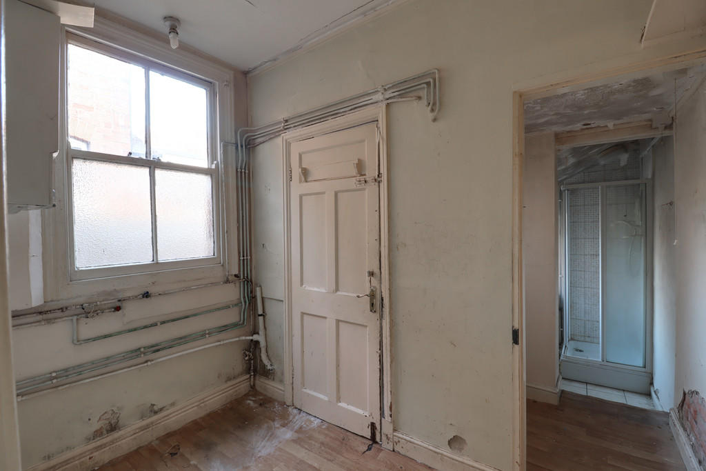 Store Room / Rear...