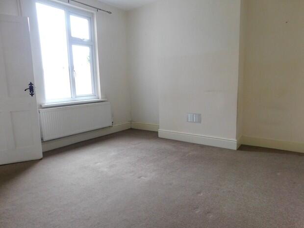 150 Crom Dining Room 1