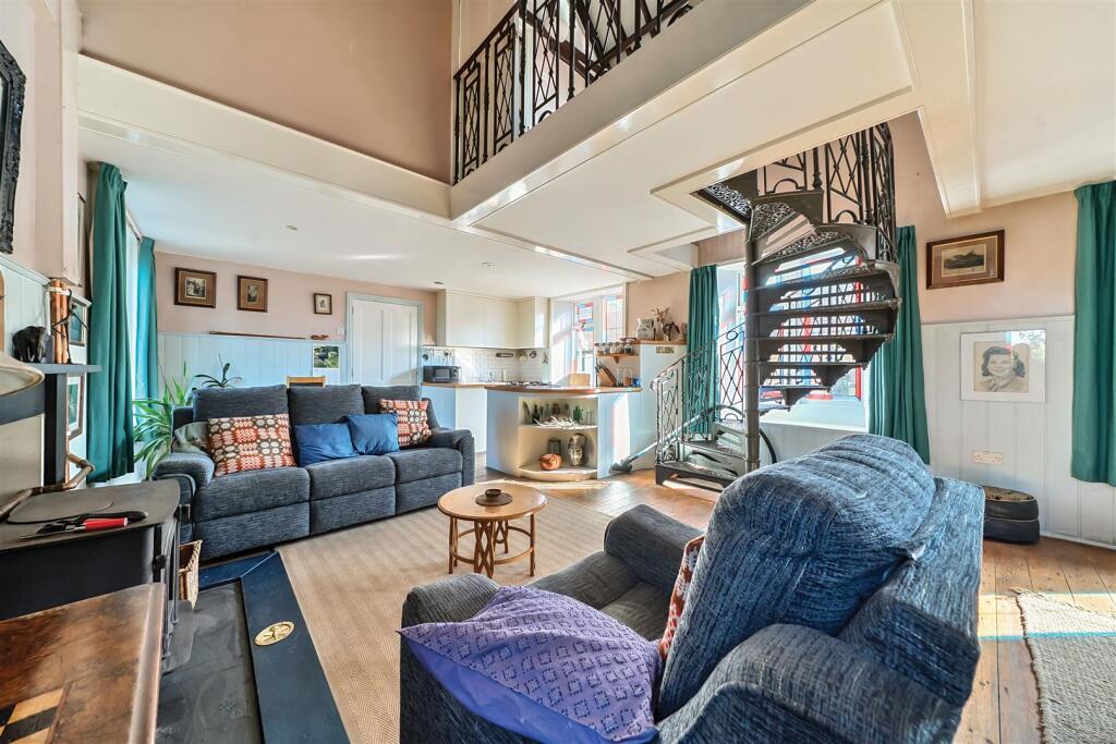 Sitting Area