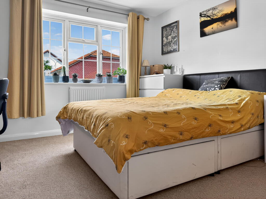 092_Photo 12-08-2025, 12 56 11