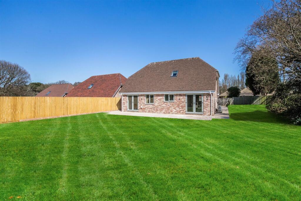plot 3 rear1.jpg