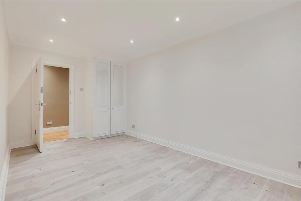 7_Bedroom 2-1.jpg