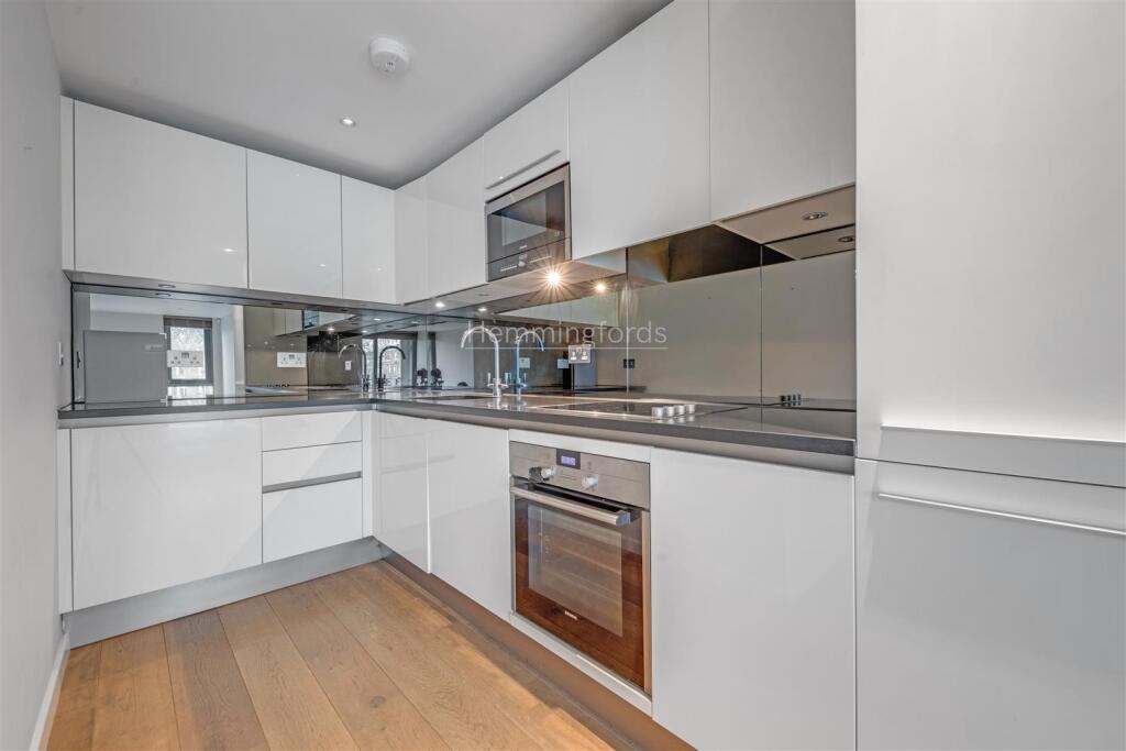 12-ee3b82062-JJ-HMF-Blackthorn Av-56-logo.jpg