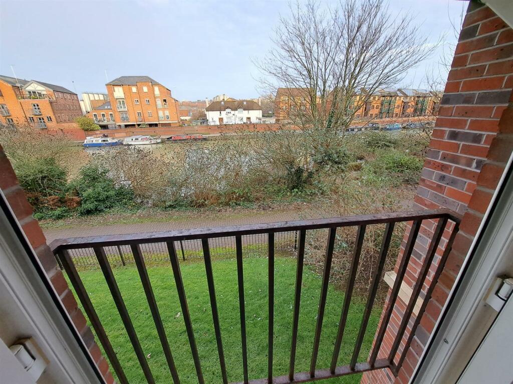 Henry Bird Court, Northampton