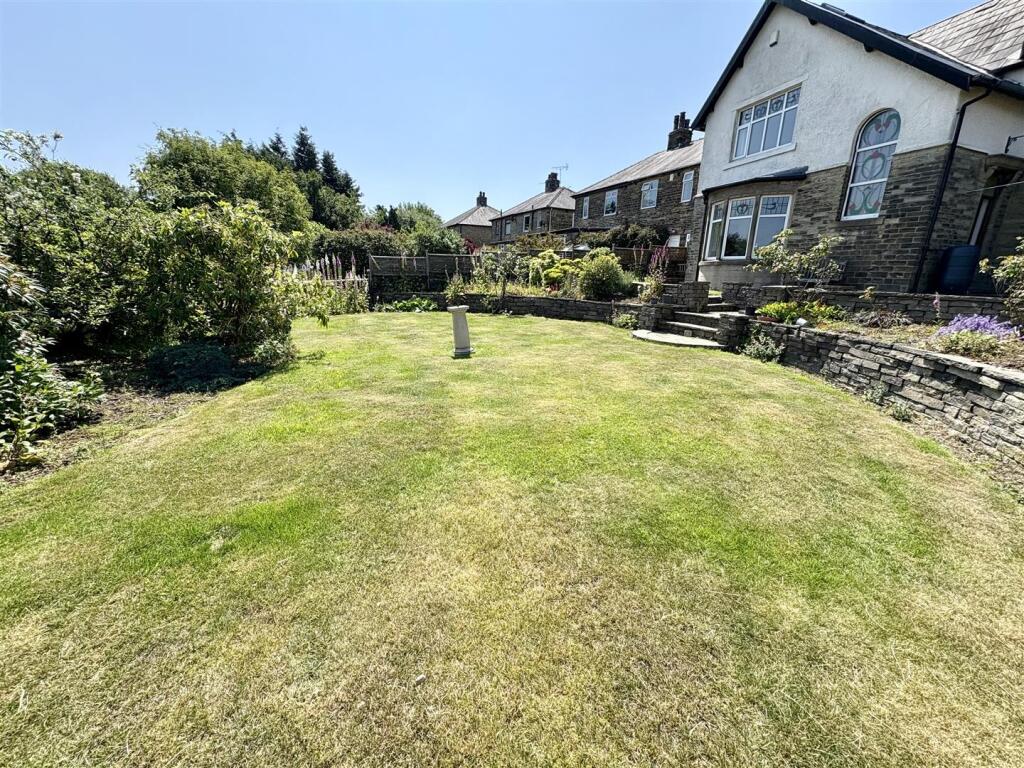 Bramleys Estate Agents - Yew Trees - Southowram (2