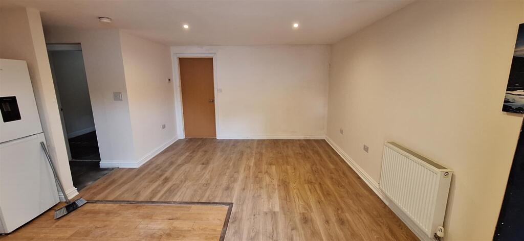 Lounge.jpg
