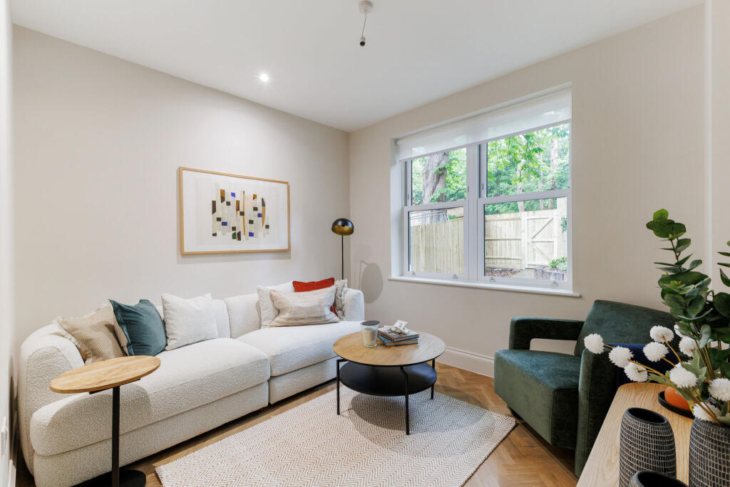 show home photo
