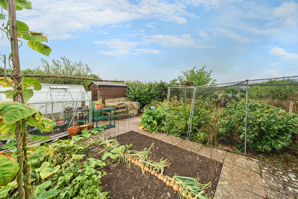 1334569-34-689df199697f7