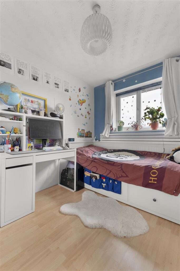 Chingford Avenue, E4