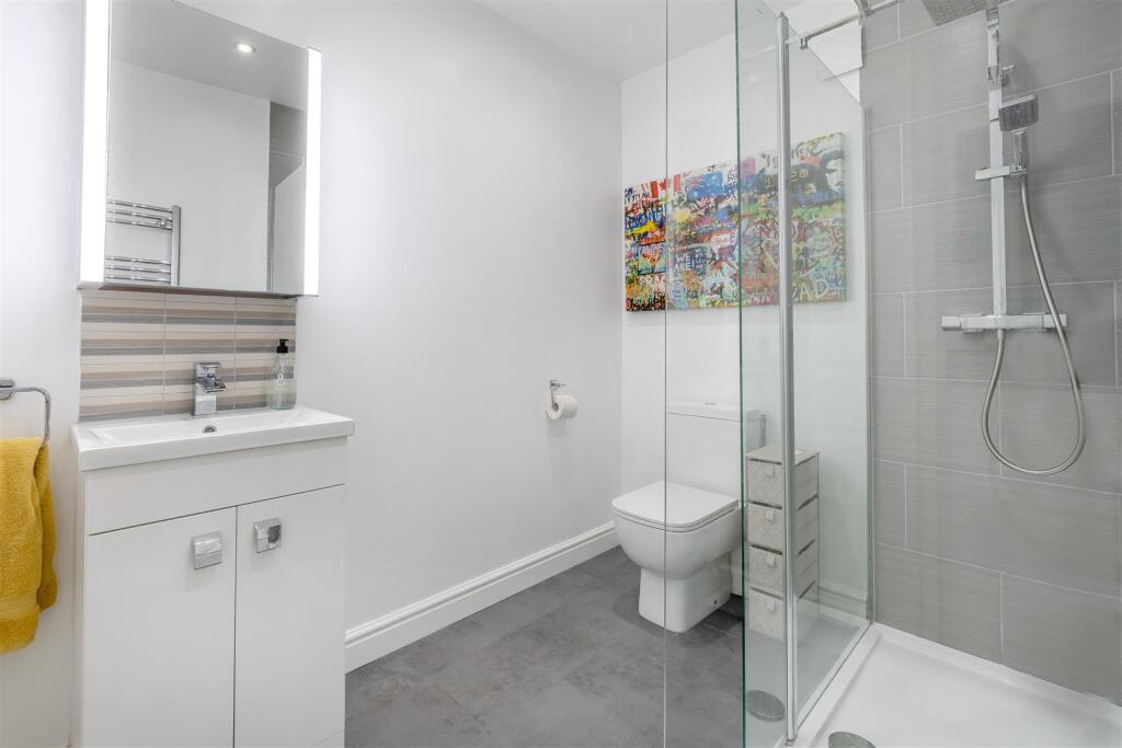 8665804-interior13.jpg
