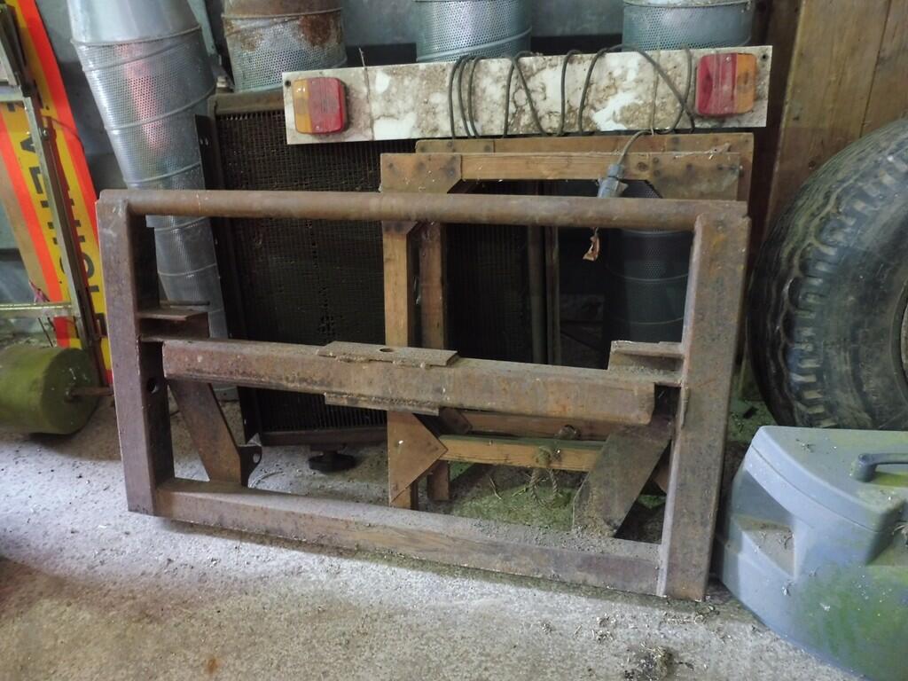 P1070368 - Lot 15...
